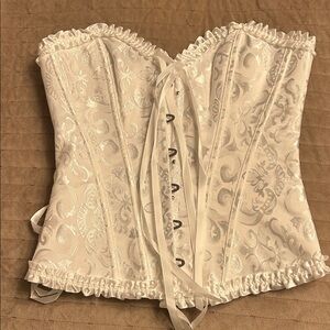 Elegant White Corset Bustier
